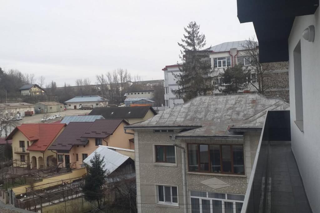 Locatia 0 Daire Suceava Dış mekan fotoğraf